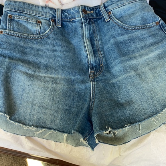Blue Jean short - Picture 2 of 2